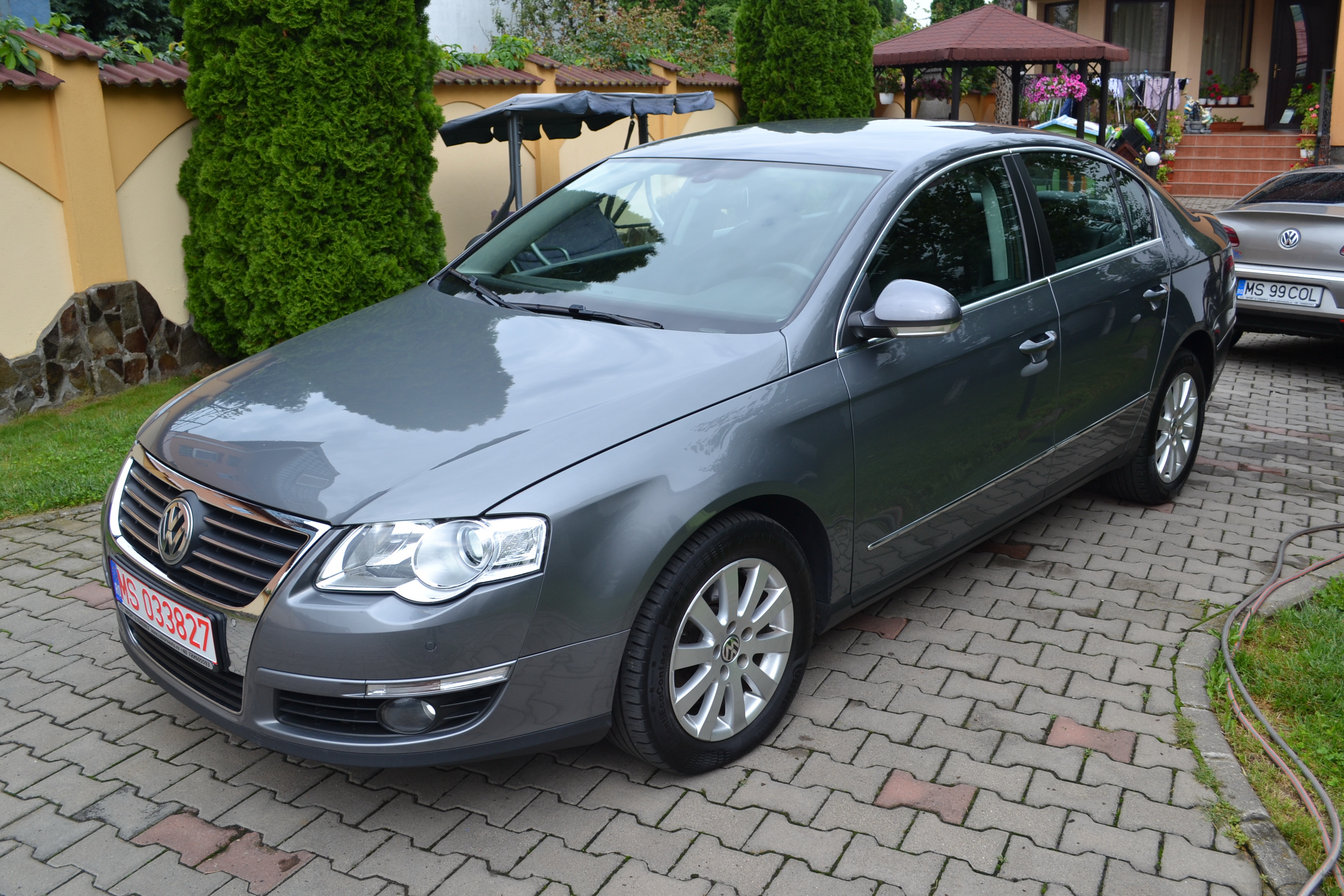 VW PASSAT 2.0TDI "BMP"HIGLINE!!CLIMATRONIC!!PIELE!!JENTI ALU!!EURO4!!! VW PASSAT 2.0TDI "BMP"HIGLINE!!CLIMATRONIC!!PIELE!!JENTI ALU!!EURO4!!!