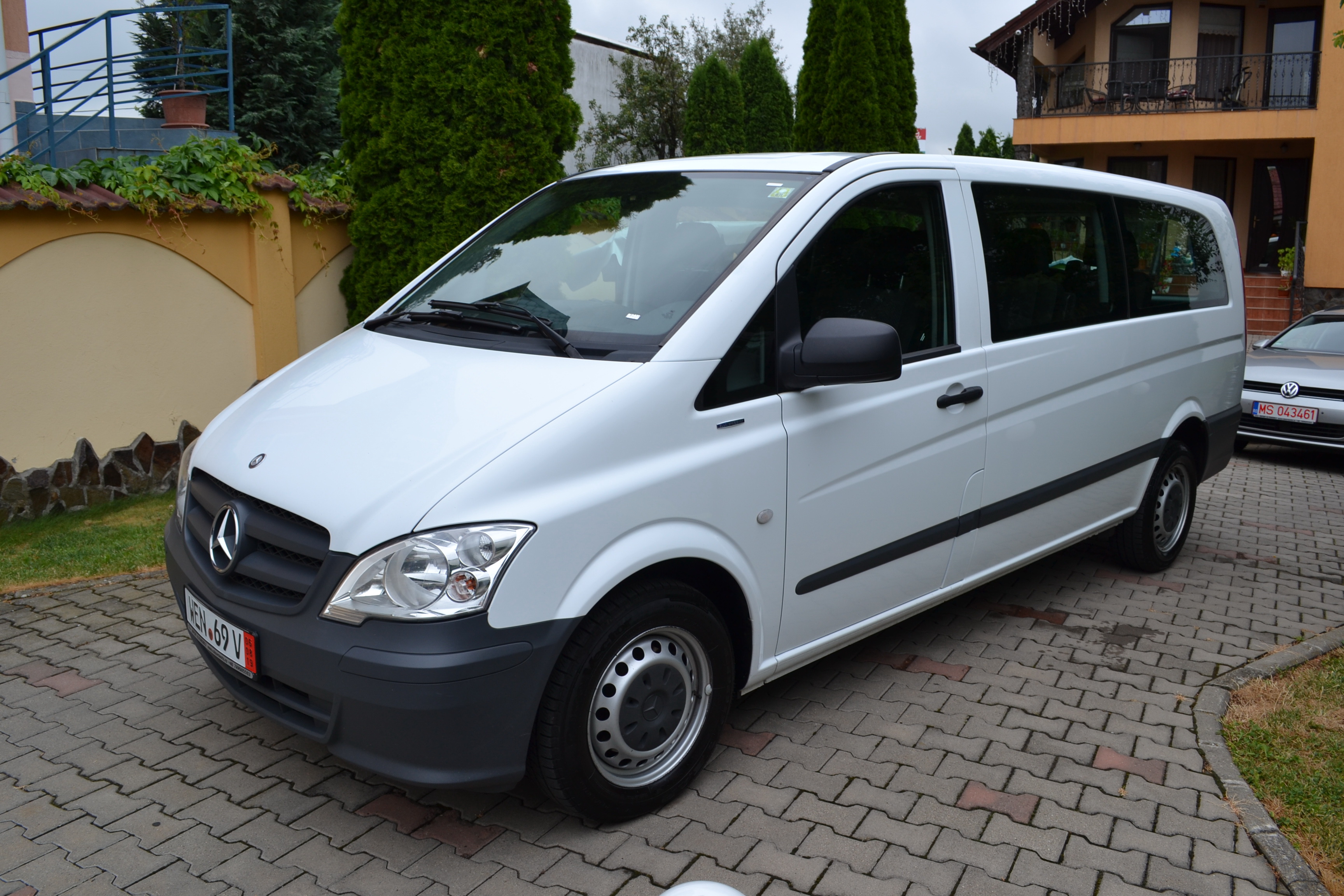 Mercedes-Benz VITO113CDI EXTRALANG!!!8+1LOCURI!!CARLIG!!CLIMA FATA-SPATE!!EURO5!! Mercedes-Benz VITO113CDI EXTRALANG!!!8+1LOCURI!!CARLIG!!CLIMA FATA-SPATE!!EURO5!!