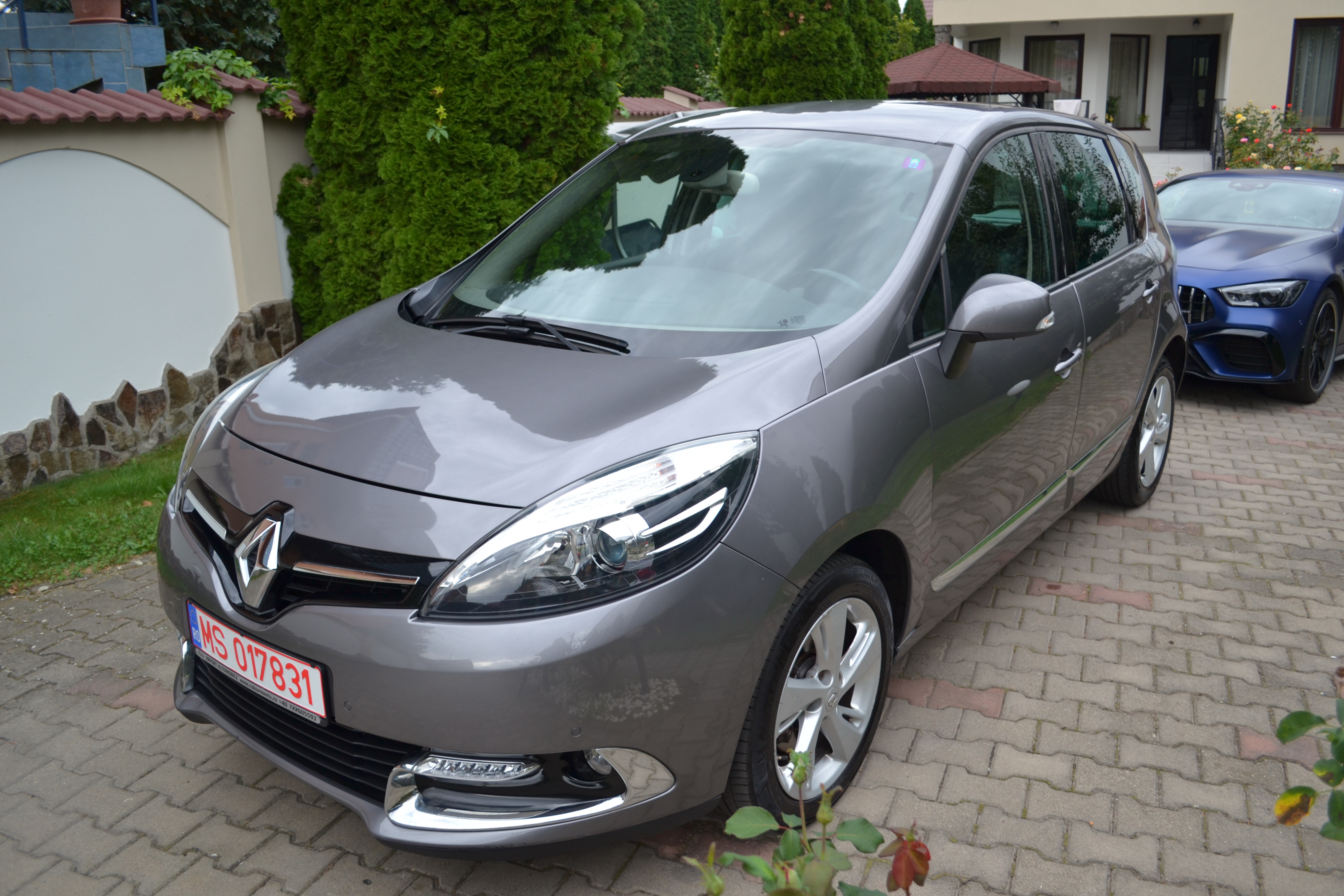 Renault SCENIC 1.5dCi Dynamique Navi Piele Euro5 Renault SCENIC 1.5dCi Dynamique Navi Piele Euro5